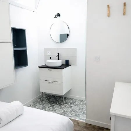 Proche Hypercentre Καν